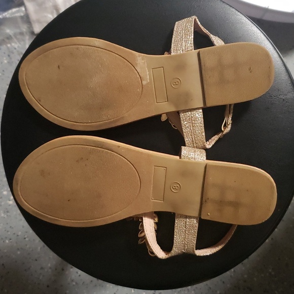 Sandals - Picture 2 of 2